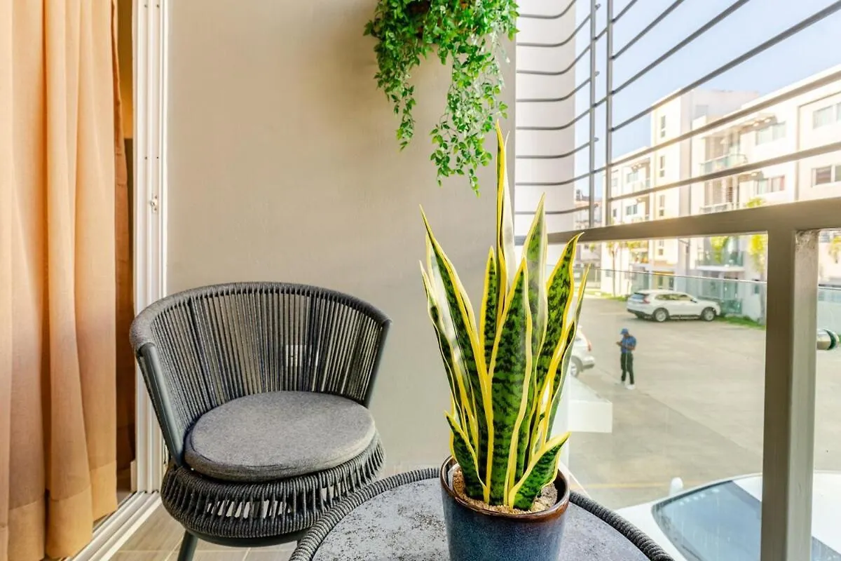 圣地亚哥洛斯卡巴Chic Urban Retreat With Pool, Gym, & Free Parking公寓 0*, 圣地亚哥洛斯卡巴 多米尼加共和国